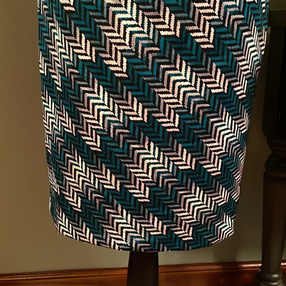 White House Black Market dress size 4. NWT. - Picture 4 of 15